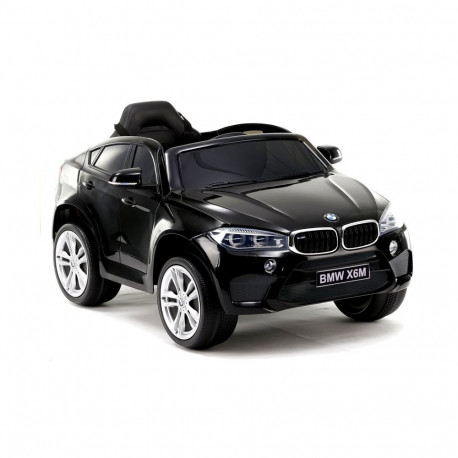 Auto akuga BMW X6 must lakitud