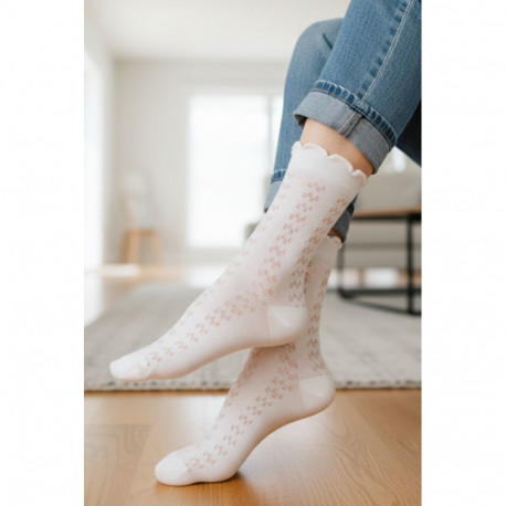 SOKISAHTEL MIIABEL valged augulise mustriga sokid 444