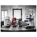 "DeLonghi Kaffeemaschine Dedica EC685.R *rot*"