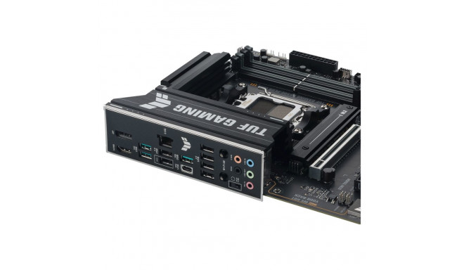 "MB ASUS TUF GAMING B650E-PLUS WIFI"