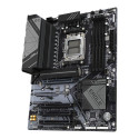 GIGABYTE B650 EAGLE AX - Socket AM5 - motherboard