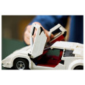 "LEGO Icons - Lamborghini Countach"
