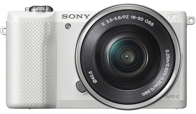 Sony a5000 + 16-50mm Kit, valge