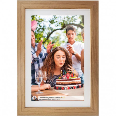 SDF 1093 Oak Digital Photo Frame 10.1"