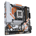 "Gigabyte B850M FORCE"
