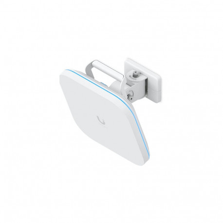 Ubiquiti juhtmevaba välitingimuste pääsupunkt WIFI7 BE9200 4x4 10 GbE UniFi E7-Campus