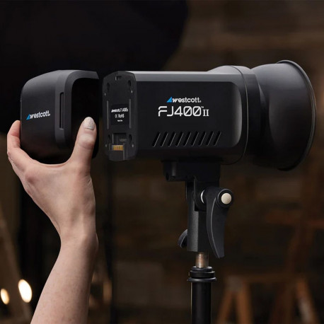 Battery - Westcott FJ Pro AC/DC Adapter for FJ400 II & FJ800, 550/250 Flashes, Compact