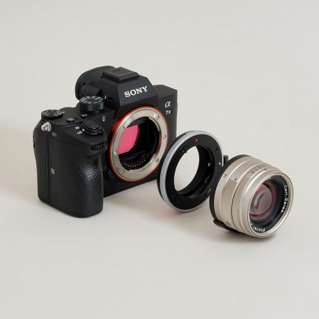 Adapter - Urth Contax G to Sony E Lens Mount Adapter (manual adjustments)