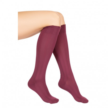 SOKISAHTEL LAURA punased triibulised põlvikud 444