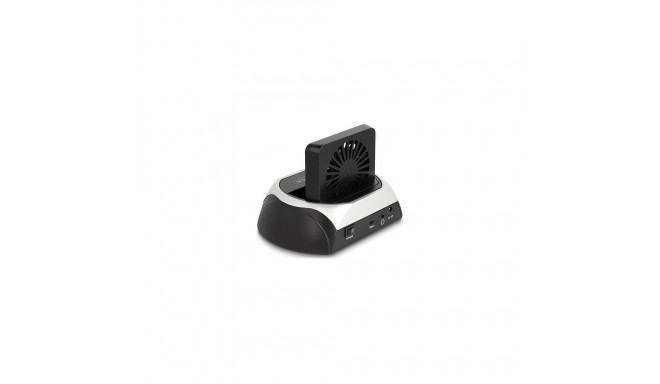 USB 10 Gbps dokkimisjaam 2.5 / 3.5 SATA HDD / SSD või M.2 NVMe PCIe või SATA SSD jaoks ventilaatorig