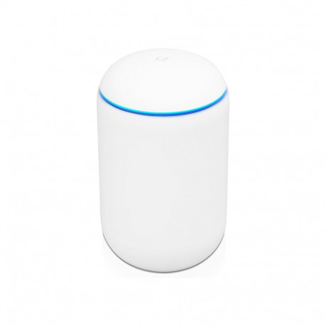 Ubiquiti UniFi Dream Machine - 2,4GHZ/300MBPS - 5GHZ/1733MBPS 5xGbE, sh Cloud Key
