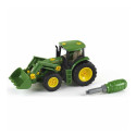 Traktor John Deere kokkupandav