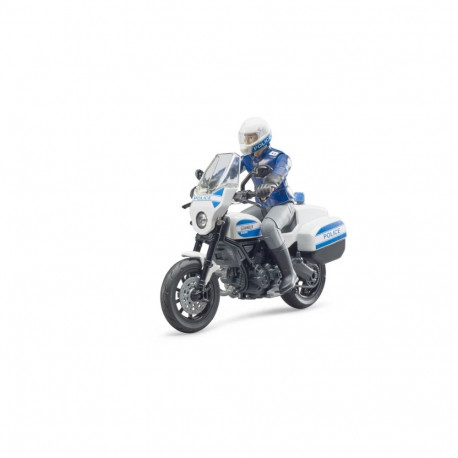 Ducati Scrambler mootorratas politseinikuga