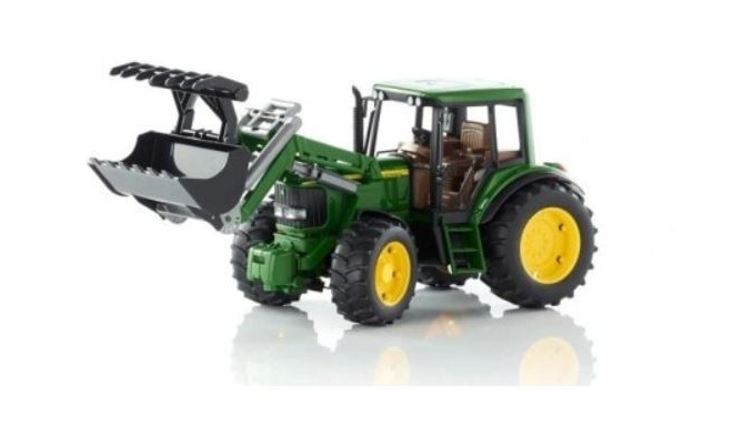 John Deere traktor 6920 esilaaduriga