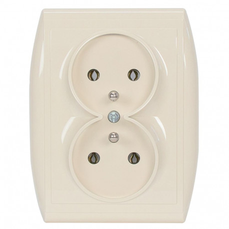 süvistatav kahekordne pistikupesa 2x2P+Z, 16A, 250V komplekt
