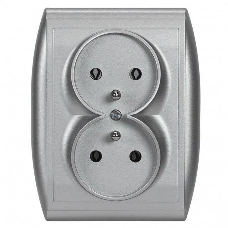 süvistatav kahekordne pistikupesa 2x2P+Z, 16A, 250V komplekt