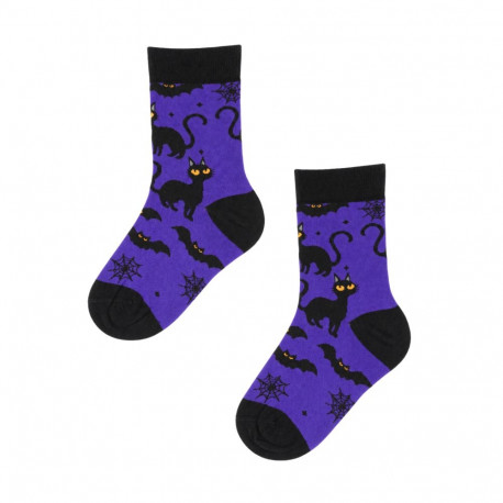 SOKISAHTEL BOOKY mustade kassidega lillad Halloweeni sokid lastele