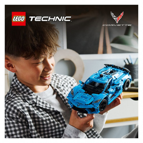 "LEGO Technic - Chevrolet Corvette Stingray in Blau"