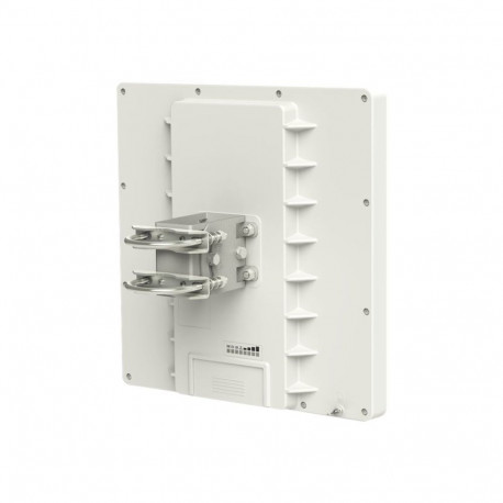 MIKROTIK RB911G-5HPND-QRT ROUTERBOARD QRT 600MHZ. 64MB 1XGE 2X2MIMO 5GHZ L4