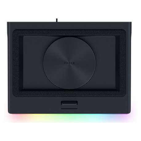 Razer sülearvuti jahutusalus integreeritud USB-A-doki ja Razer Chroma valgustusega
