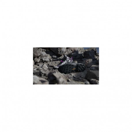 Adidas naiste välijalatsid JQ9928_550, Carbon, lilla