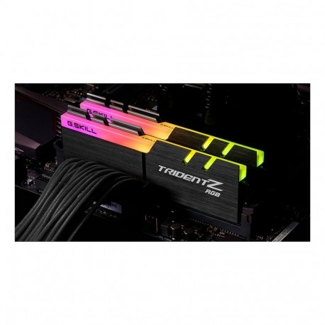 G.Skill DIMM 16 GB DDR4-3600 (2x 8 GB) kahe mooduliga komplekt F4-3600C16D-16GTZRC Trident Z RGB INT