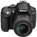 Nikon D5300 + 18-55mm VR II Kit must