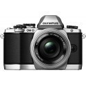 Olympus OM-D E-M10 + 14-42mm EZ + 40-150mm Kit, silver